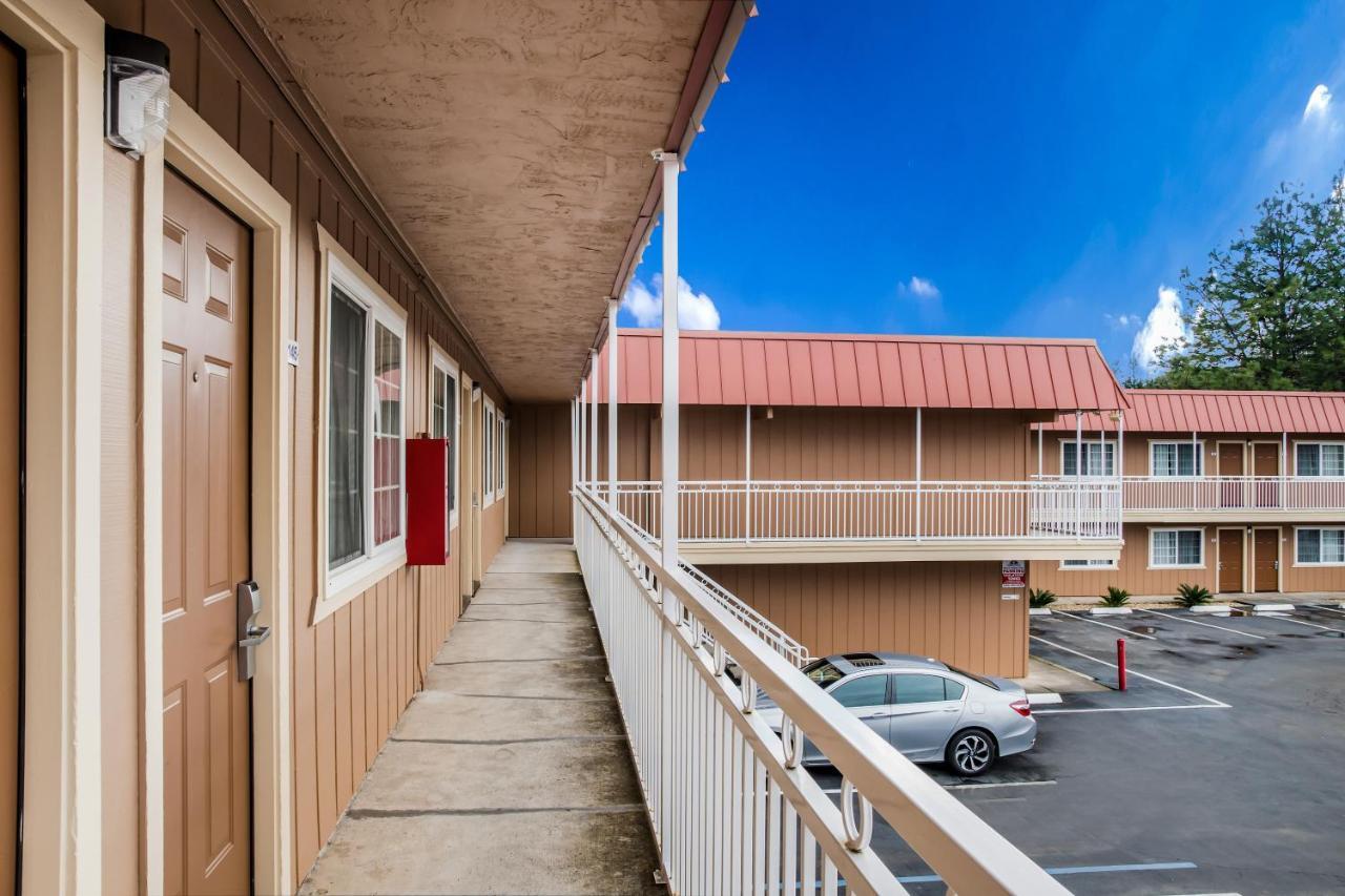 Americas Best Value Inn - Ukiah Luaran gambar