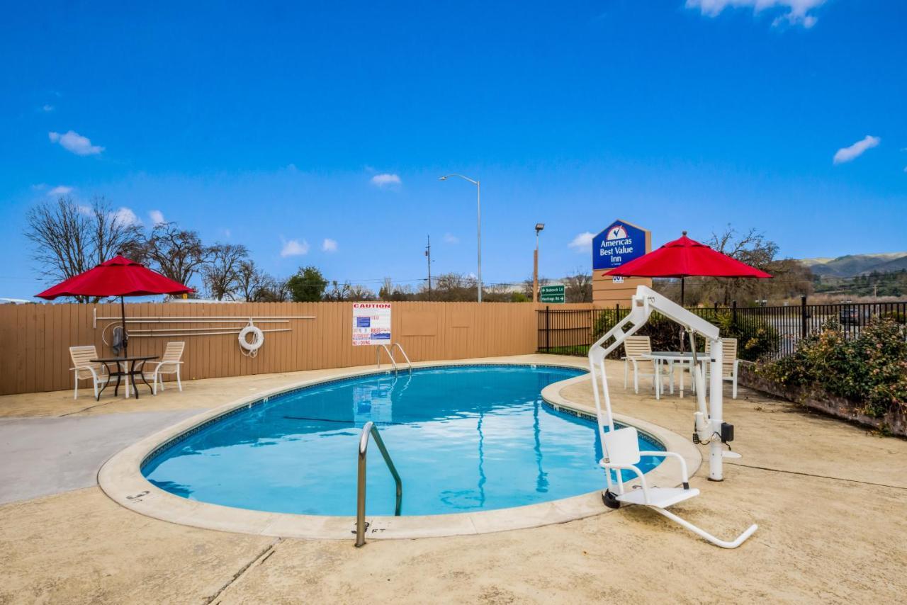 Americas Best Value Inn - Ukiah Luaran gambar